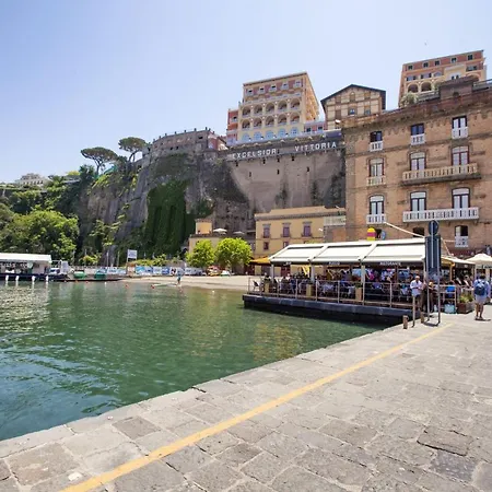 Apartment - La Terrazza Sul Porto 1 Sorrento
